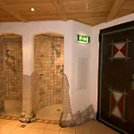 Gruenholz Aparthotel 4*