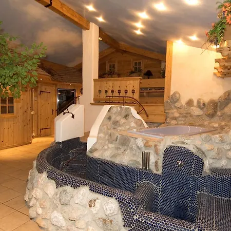 Apart Otel Gruenholz 4*