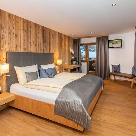 Gruenholz Aparthotel Mühlbach am Hochkönig