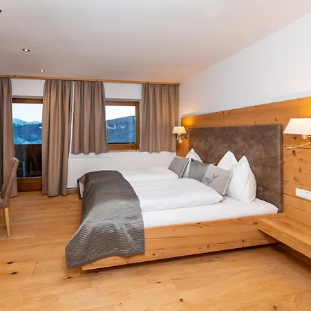 Gruenholz Apart Otel Mühlbach am Hochkönig