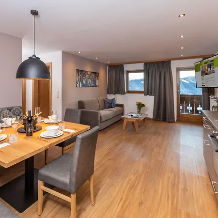 Gruenholz Hotel apartamentowy Mühlbach am Hochkönig