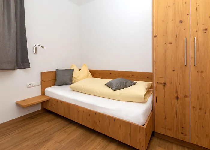 Gruenholz Апарт-отель 4*